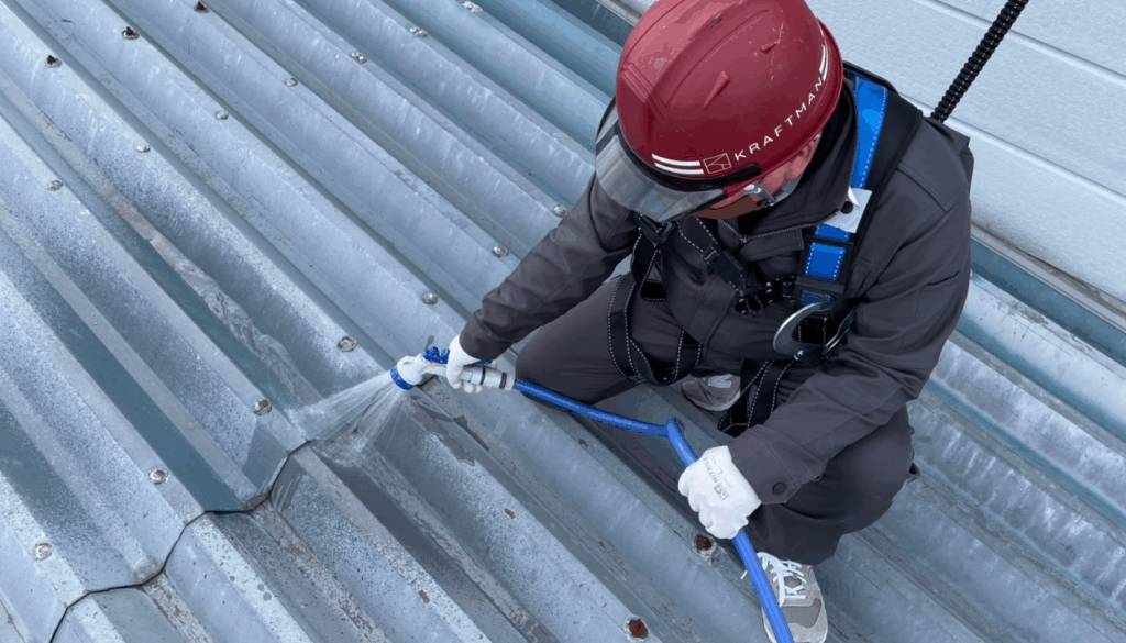 雨漏りを助成金で安心修理|栃木県矢板市KRAFTMANが提案する賢いリフォーム方法 |(株)KRAFTMAN